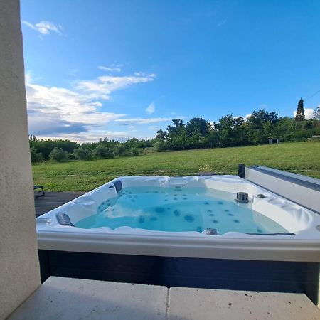 Gite De Charme Spa Privatif L'Oustau Di Tonin Малосен Екстер'єр фото
